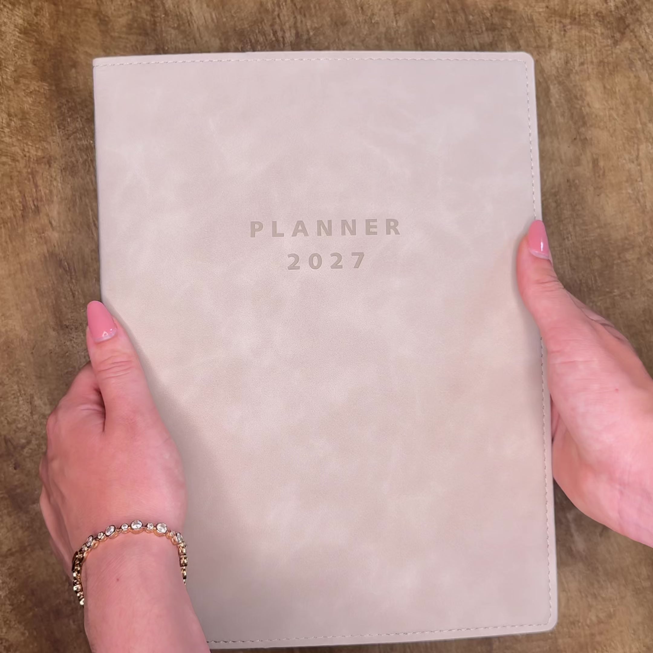 WEEKLY PLANNER 2027 ±A4 SUEDE-LOOK